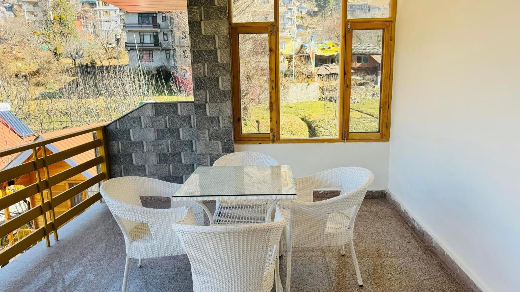 The Midnight Garden Manali 호텔 외부 사진